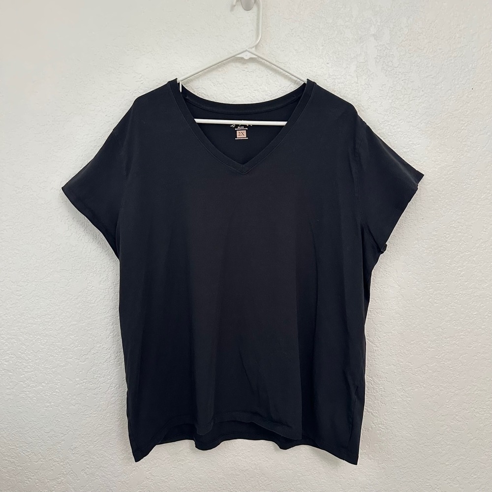 Blue Mountain Tee Women 2X Black V-Neck Short Sleeve Cotton Blend Stretch
